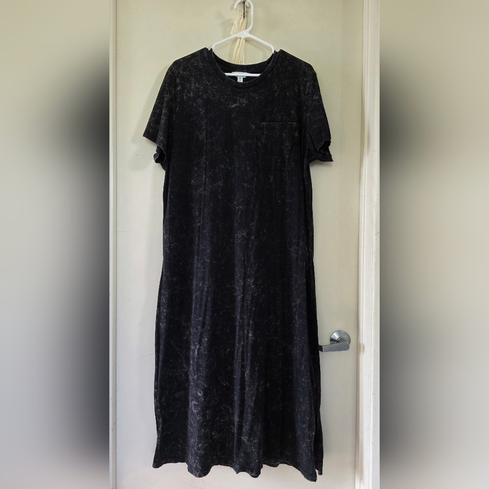 Black & Tan Acid Wash T-Shirt Dress